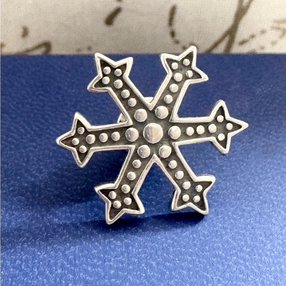 John Hardy .925 Sterling Silver Snowflake Pin / Tie Tac